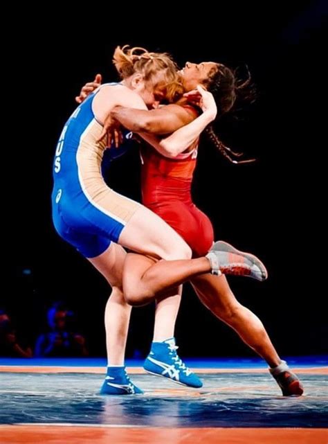 Mixed Wrestling - The Woman Fights Hard And Beats Up The Man. . Mixed nude wrestling